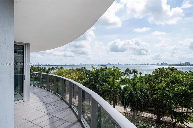 Aria on the Bay #408 image #22