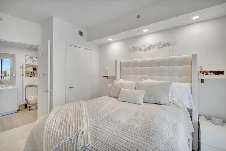 1010 Brickell #3504 image #28