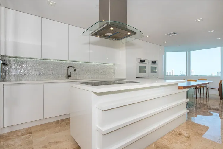 Peninsula #2401 image #11