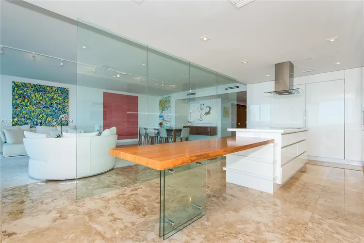 Peninsula #2401 image #13