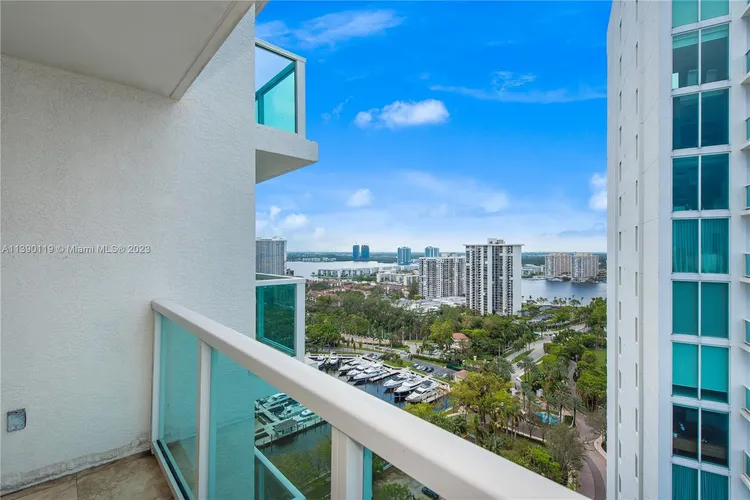 Peninsula #2401 image #35