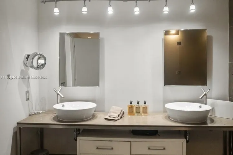 ICON South Beach #3404 image #17