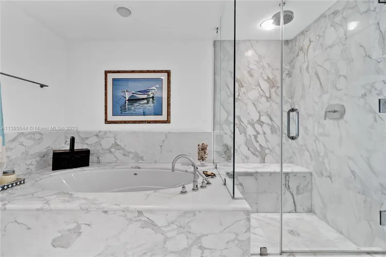 Grovenor House #1406 image #12