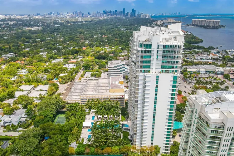 Grovenor House #1406 image #21