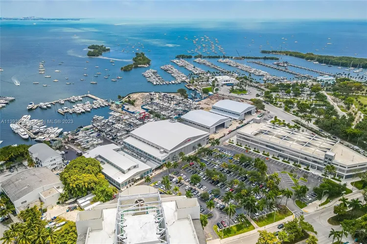 Grovenor House #1406 image #24