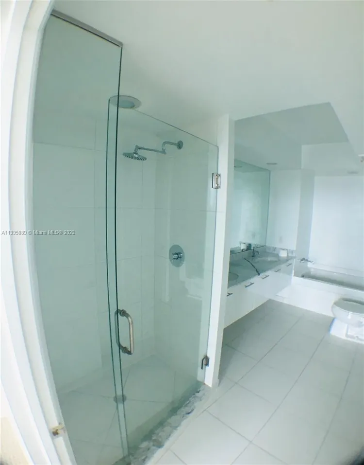500 Brickell #3800 image #10