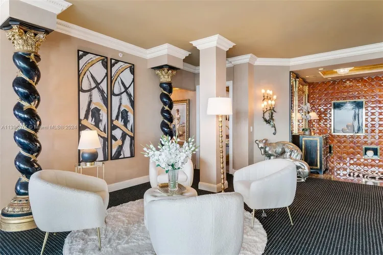 Le Club International #1006 image #13