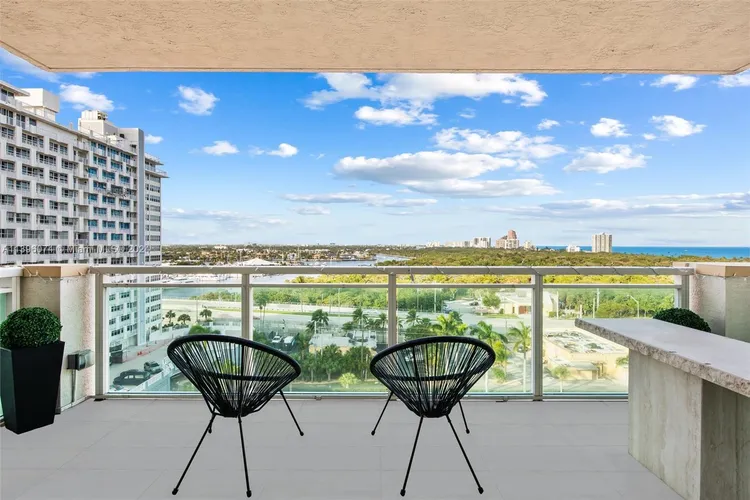 Le Club International #1006 image #19