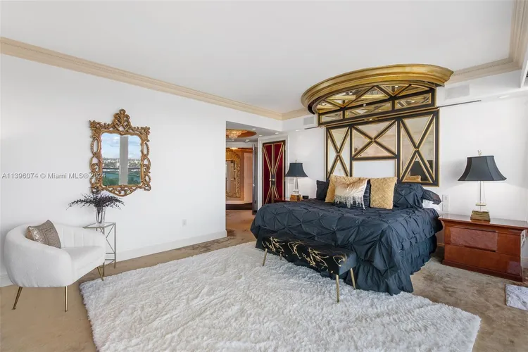 Le Club International #1006 image #23