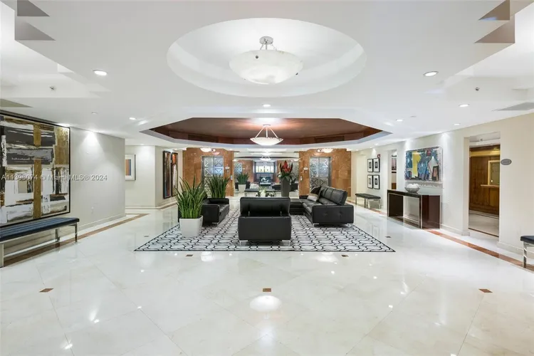 Le Club International #1006 image #47