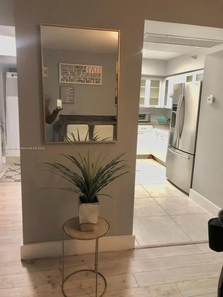 Parc Central South #1017 image #24