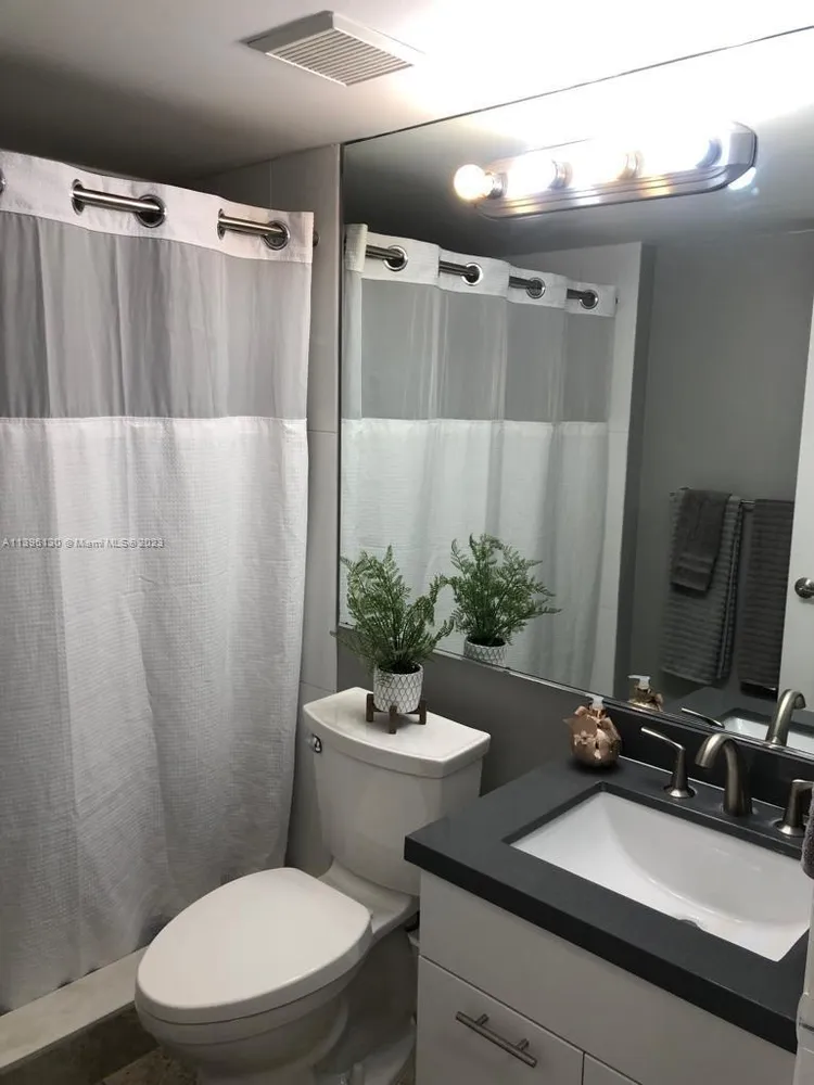 Parc Central South #1017 image #25