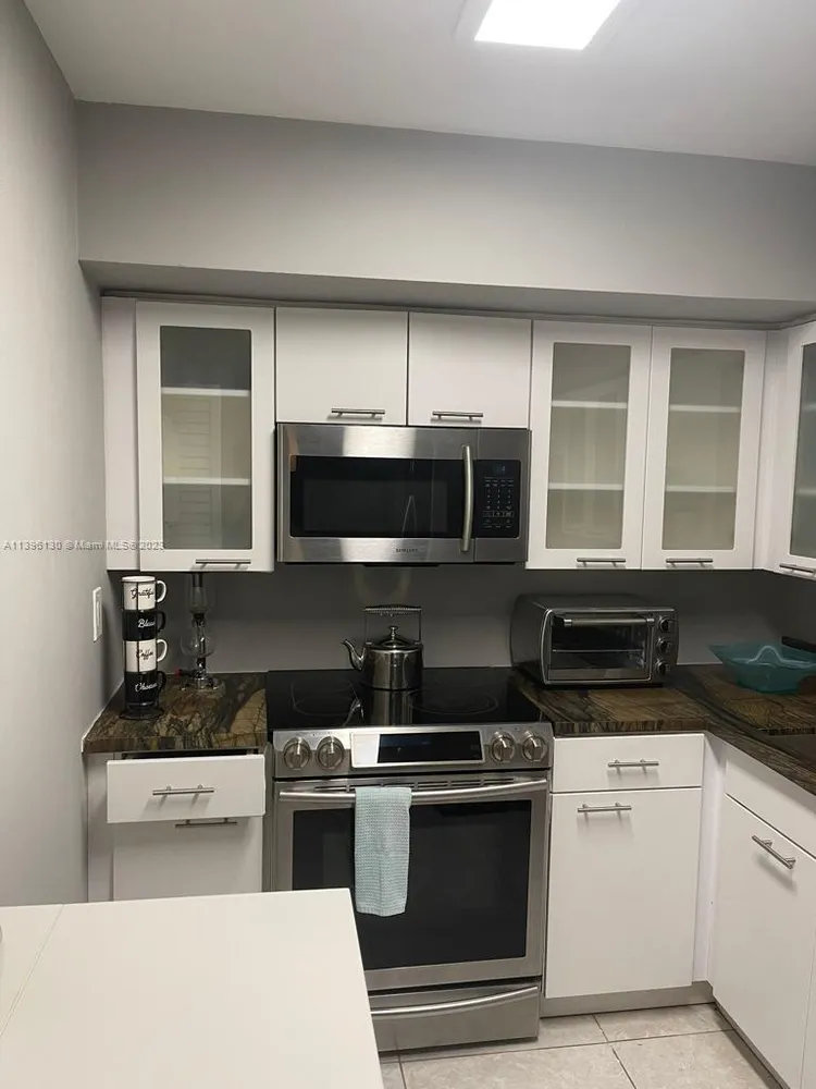 Parc Central South #1017 image #6