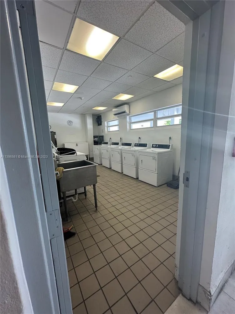 Mirador East #402 image #15