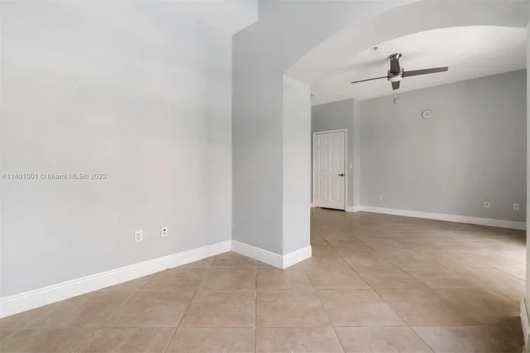 Colonnade at Dadeland #509 image #12