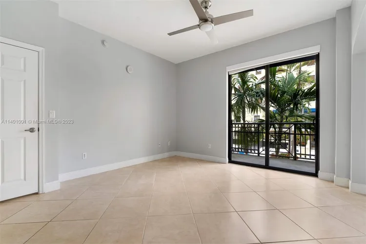 Colonnade at Dadeland #509 image #7