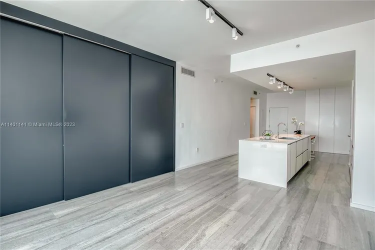 900 Biscayne Bay #5605 image #13