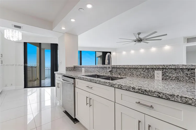 Towers of Quayside Condo #4 #TS6 image #10