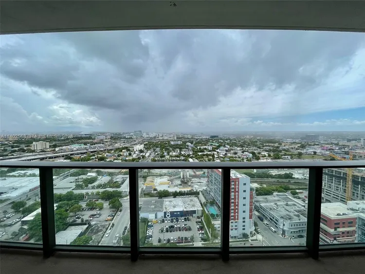 Canvas #2912 image #16