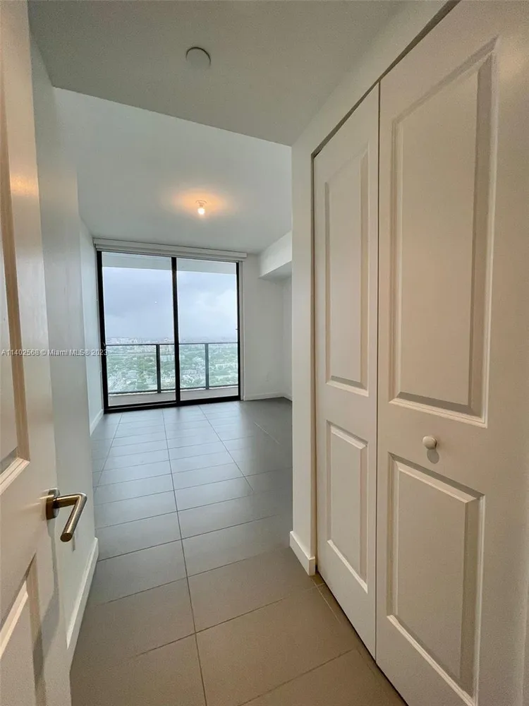 Canvas #2912 image #9