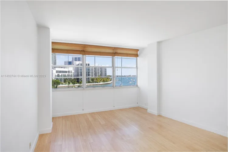 Belle Plaza #514 image #13