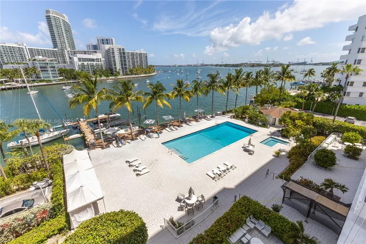 Belle Plaza #514 image #23