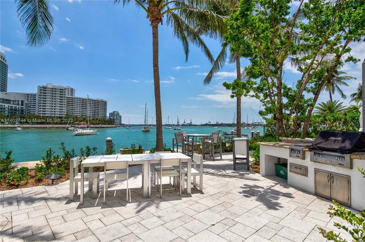 Belle Plaza #514 image #31