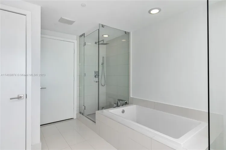 Paraiso Bay #3501 image #25