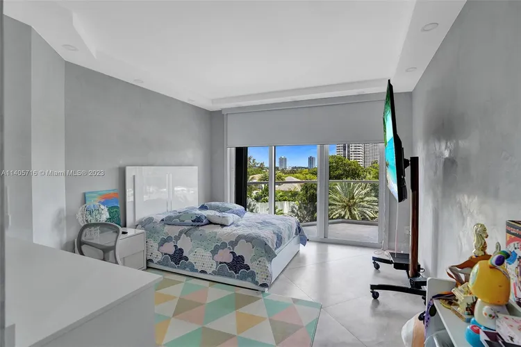 Williams Island 2600 #605 image #23