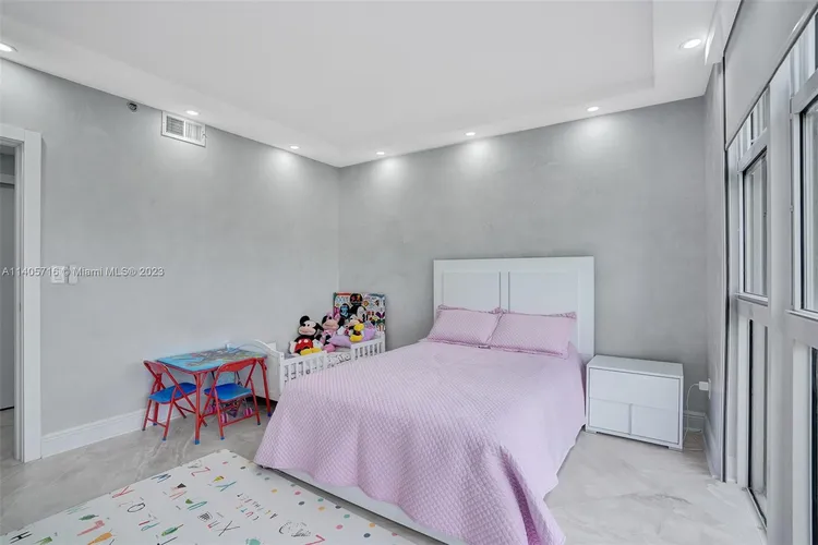 Williams Island 2600 #605 image #28