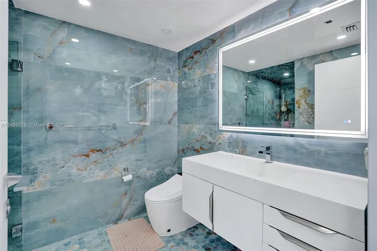 Williams Island 2600 #605 image #29