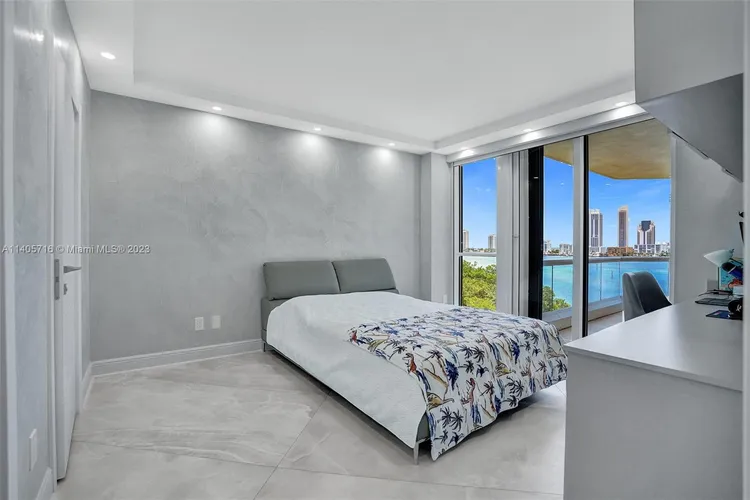 Williams Island 2600 #605 image #30