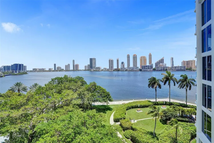 Williams Island 2600 #605 image #35