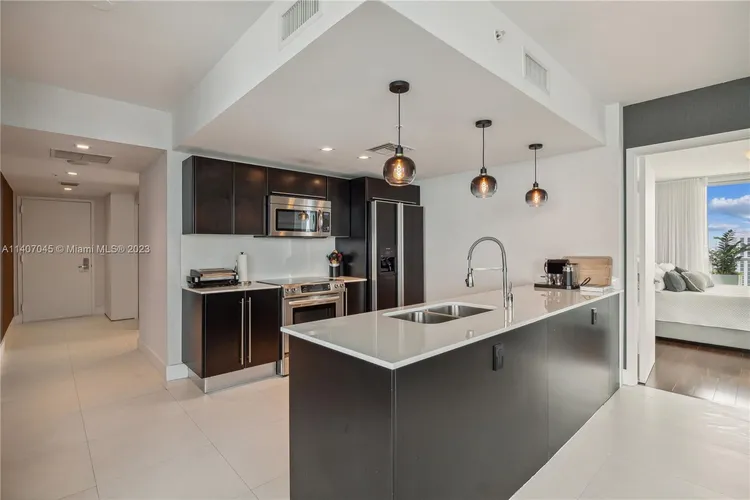 Onyx #1905 image #10