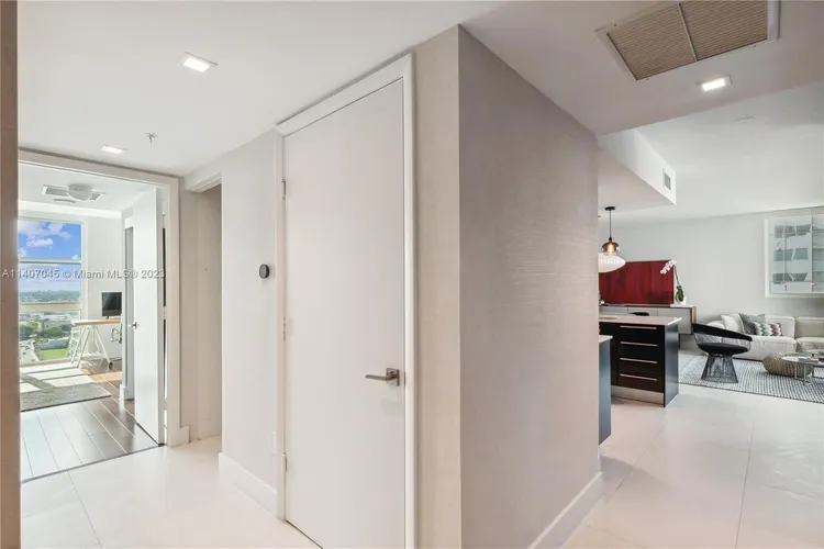 Onyx #1905 image #14