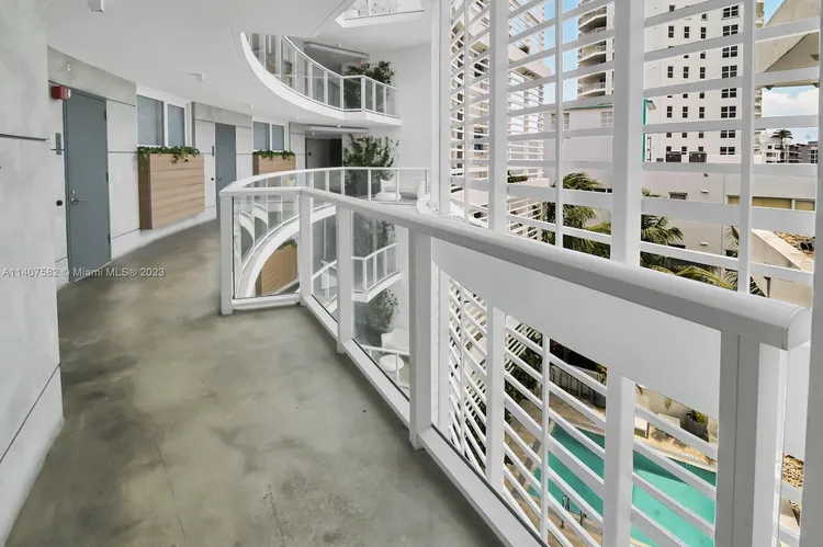 O'Residences #706 image #10