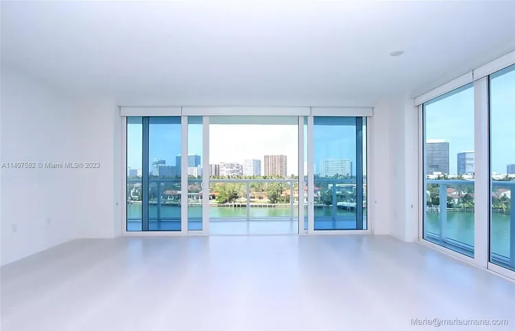 O'Residences #706 image #17