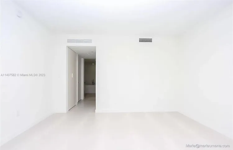 O'Residences #706 image #24