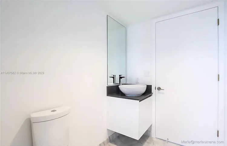 O'Residences #706 image #25