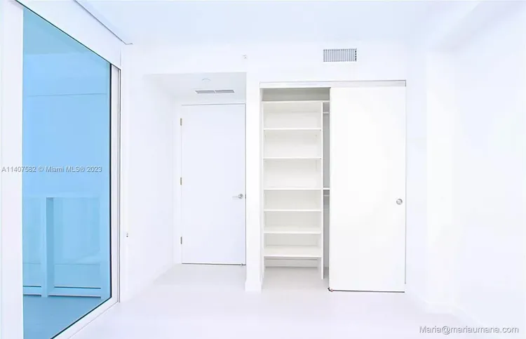 O'Residences #706 image #30