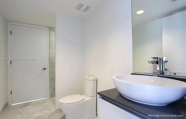 O'Residences #706 image #33