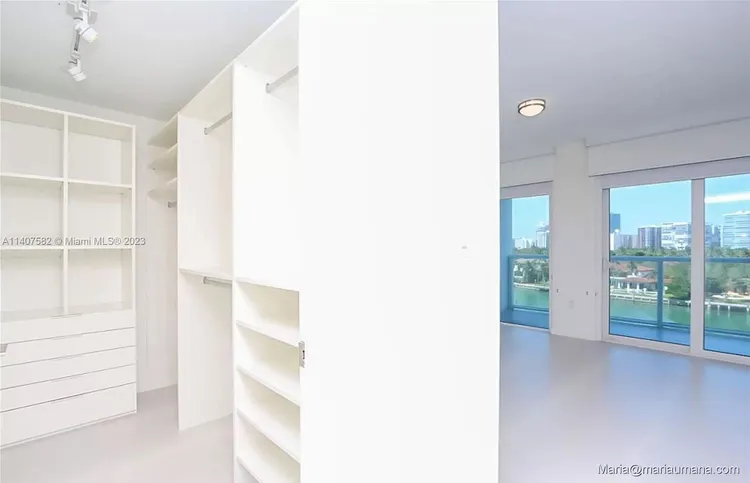 O'Residences #706 image #34