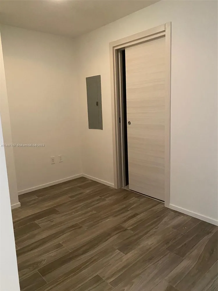 SLS Lux Brickell #1108 image #15