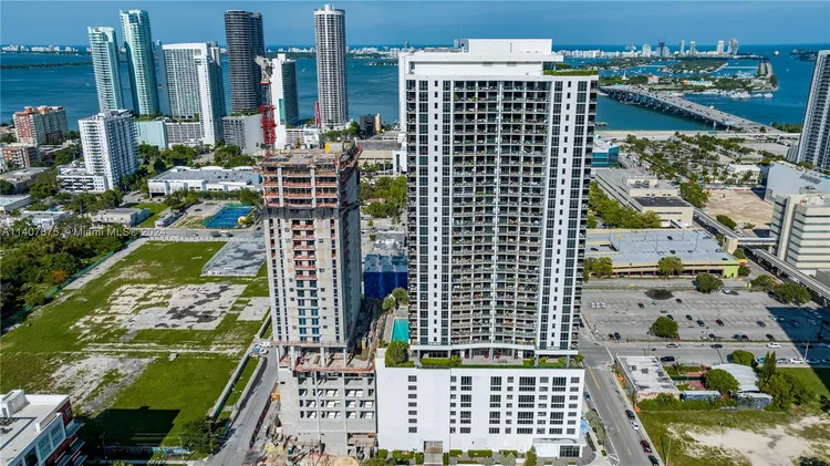 Canvas #PH07 image #11