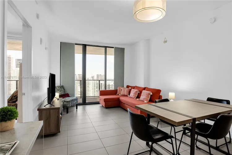 Canvas #PH07 image #15