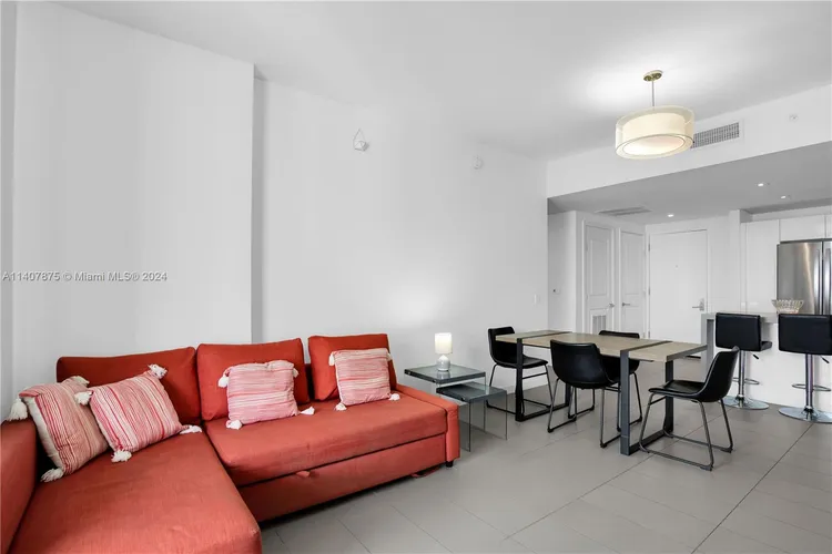 Canvas #PH07 image #17