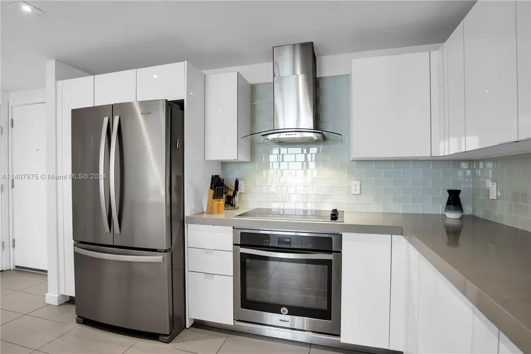 Canvas #PH07 image #28