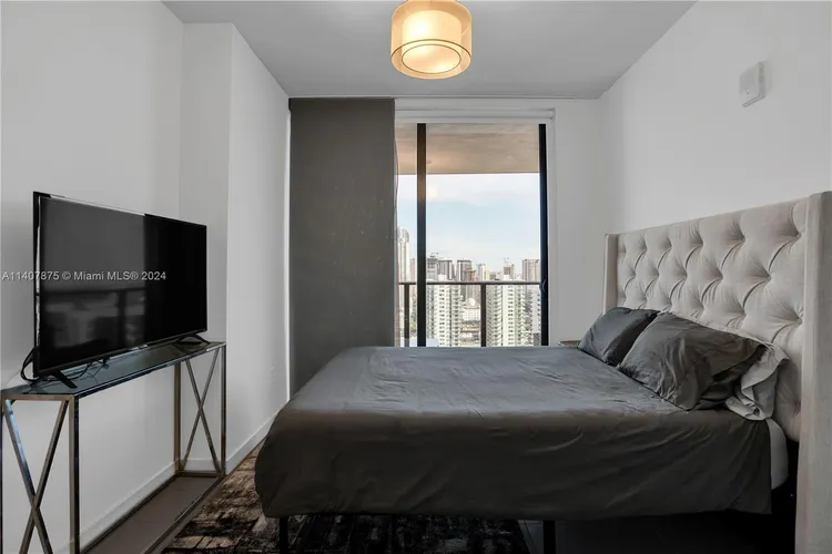 Canvas #PH07 image #43