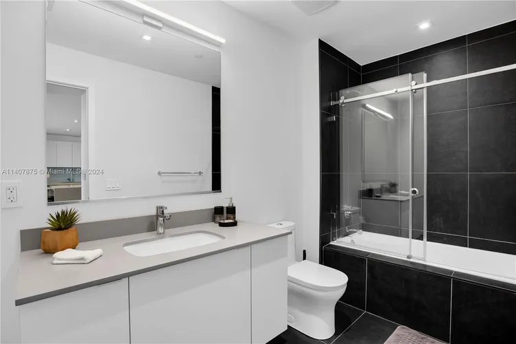 Canvas #PH07 image #45