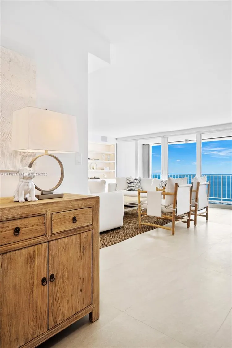 Casa del Mar #27D image #10